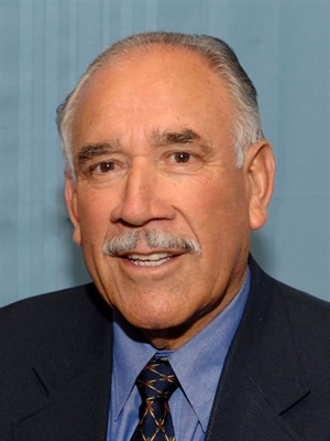 Pedro-Gonzalez-Official-Headshot.jpg